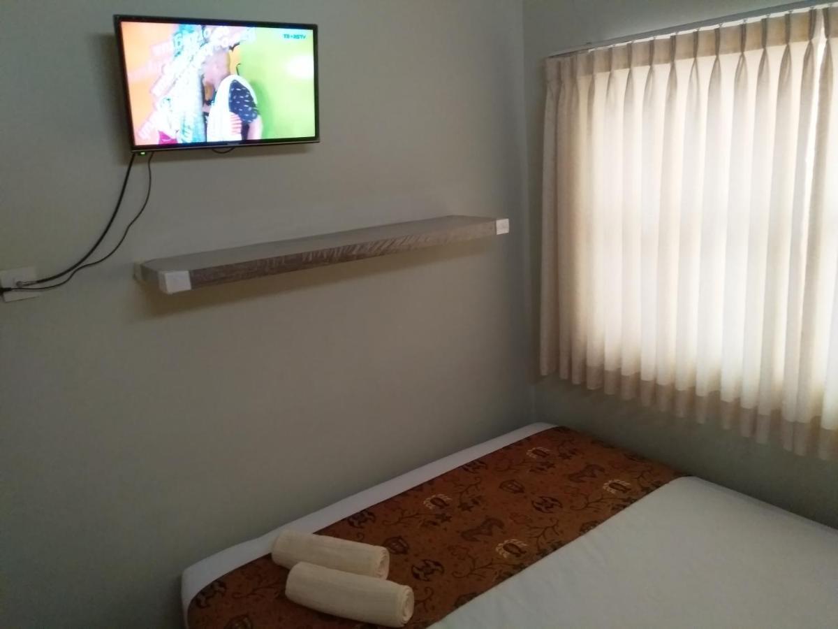 Omah Ngadiwinatan Syariah Apartment Yogyakarta Exterior photo