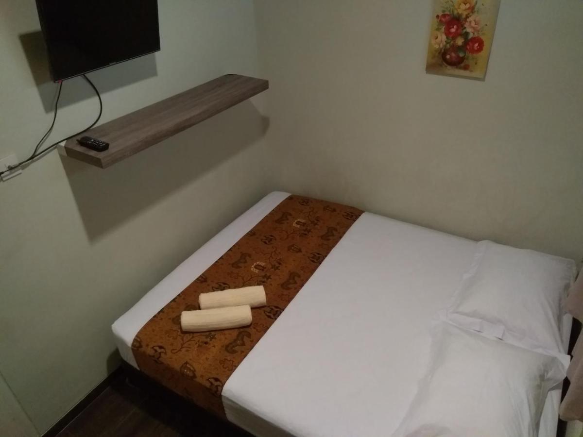 Omah Ngadiwinatan Syariah Apartment Yogyakarta Exterior photo