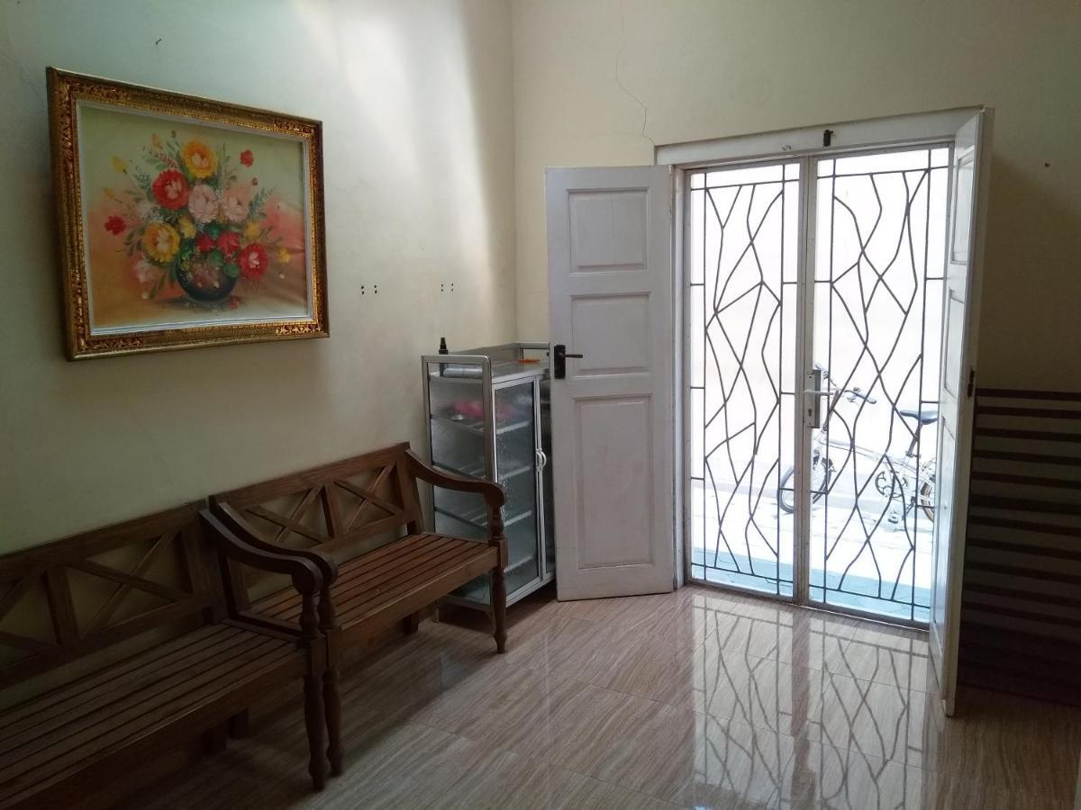 Omah Ngadiwinatan Syariah Apartment Yogyakarta Exterior photo